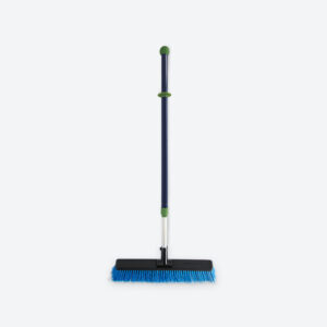 060c162aeb7b6fe9c3d6417caabfb16cfef1c296.jpg Norwex Outdoor Broom System - blue/green