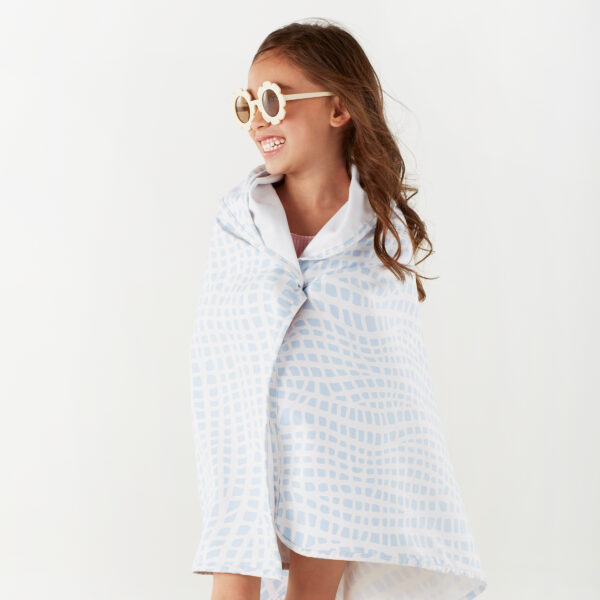 0b8b3d9f0fb39edce74fdbf2e7fa9e2255989a7a.jpg Norwex Kids Hooded Beach Towel with Drawstring Bag - turtle