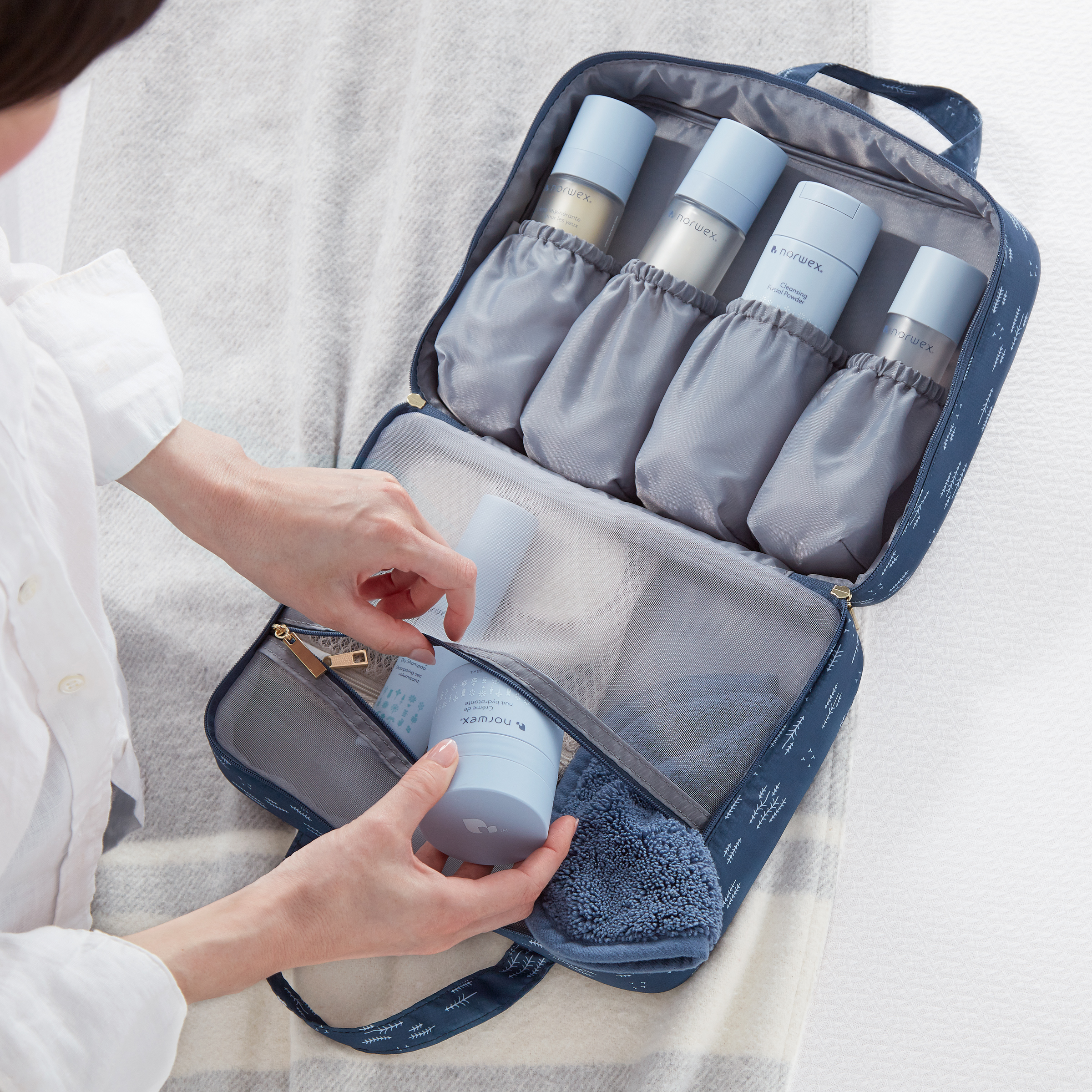 Norwex Carryall Bag Set