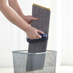 218191f79ca1c7bbe4d331f02295e1f76b32fef0.jpg Norwex Dry Superior Mop Pad (large) - graphite/yellow