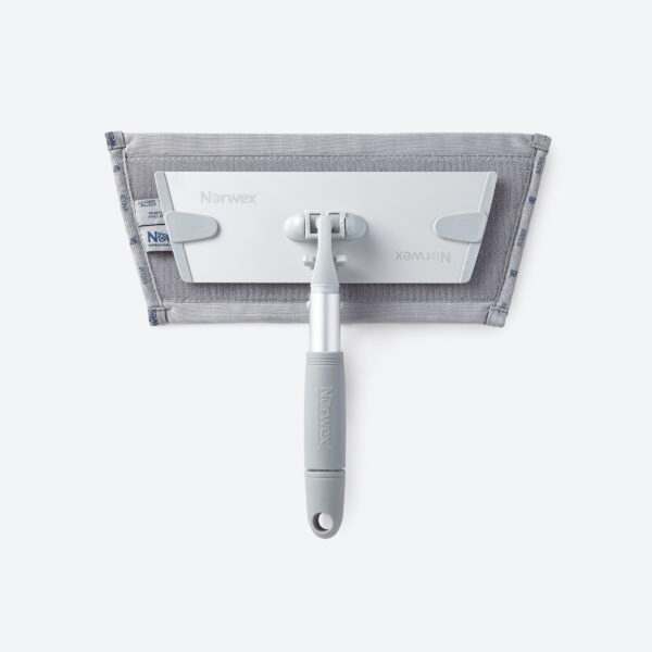 39c2928951d85e1444e823a0280c2dc9de7dc44b.jpg Norwex Hand-Held Cleaning System - graphite
