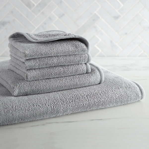 473f7de72fbfc7cb1661e9ea159b351b31a89ecf.jpg Norwex Ultra-Plush Towel Set - graphite