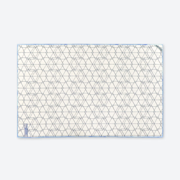 4d547973a966cf9b9c0ccd23f9f15948657a8a35.jpg Norwex Beach Towel and Carrying Pouch - wave/geo