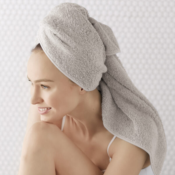58e0503f2cc11019030df604011ad37ce66b4c6a.jpg Norwex Lyocell Microfiber Plush Bath Towel - heathered oatmeal