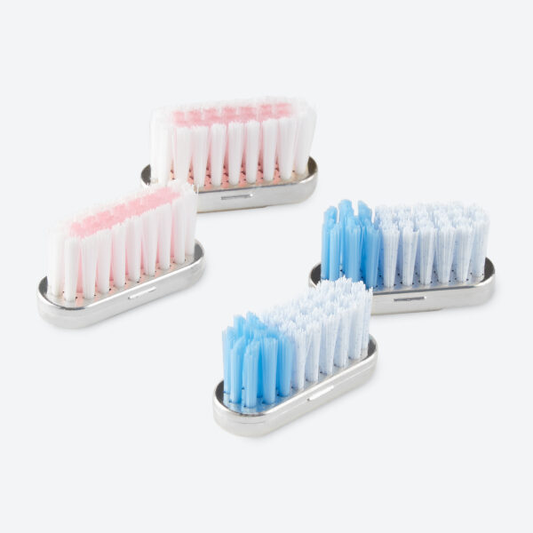 600f02ed3a678f4843c2d156337cfd4a3b3da876.jpg Norwex Adult Silver Care Toothbrush (with refill) - green medium