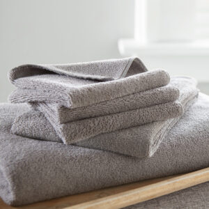 6ae6abcdb55ceedc5480943080aa5b5500bdde00.jpg Norwex Towel Set - graphite
