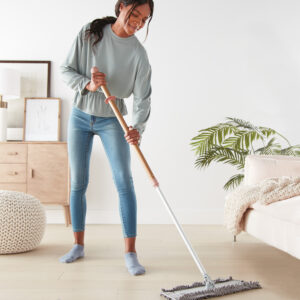 73315740194601e23267305b598e04ee3eeec1a6.jpg Norwex Chenille Dry Mop Pad - large