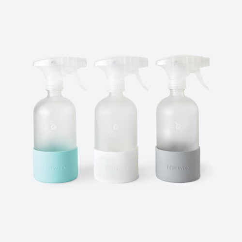 77a06cc4577cffb7879802976ad867dcff05b1d9.jpg Norwex Forever Bottle with Sprayer Set