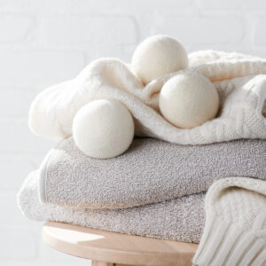 a06636d3dde7fcf1b048cc23abe42704fa901cd5.jpg Norwex Fluff and Tumble Dryer Balls