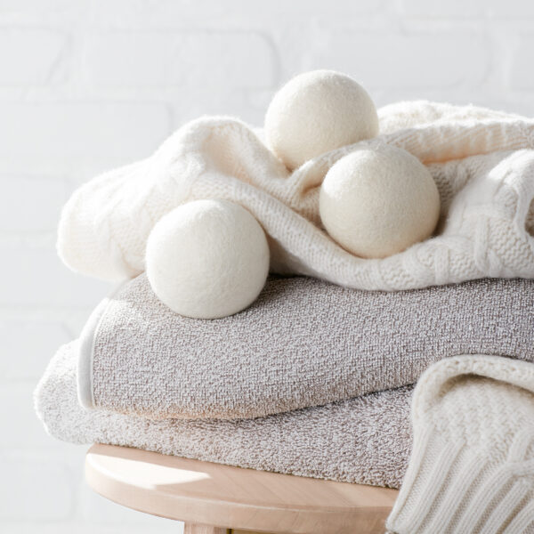 a06636d3dde7fcf1b048cc23abe42704fa901cd5.jpg Norwex Fluff and Tumble Dryer Balls