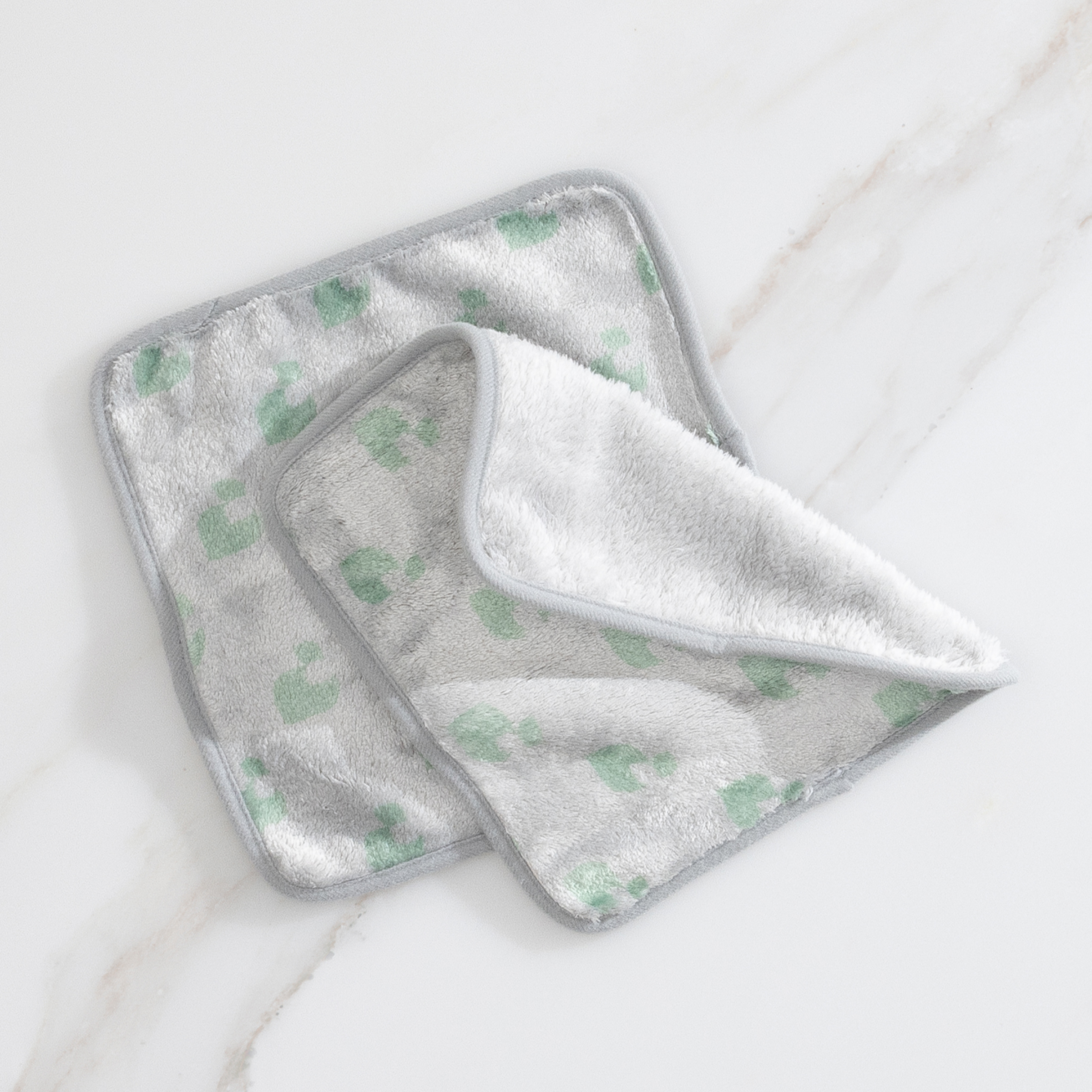 Norwex Makeup Removers, leaf (set of 2)
