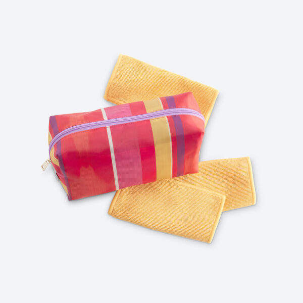 a5934d81c05bcd1b4170f69bedc329792f97557e.jpg Norwex Grab-n-Go Zipper Pouch w/ mini Envirocloths
