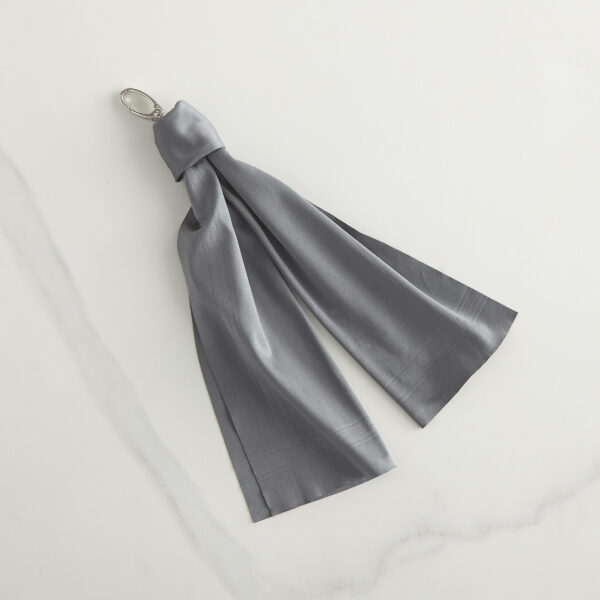 a76c6632b7486b72433a4600080a58f057f9c0e8.jpg Norwex Optic Scarf - pewter