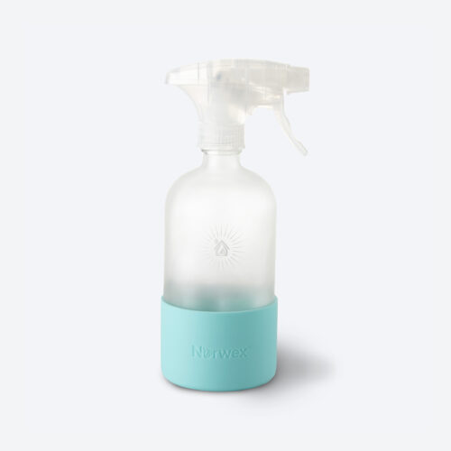 a782b27bd6b6d23a7e4ca3d73d3edf4cee8738bf.jpg Norwex Forever Bottle with Sprayer - sea mist