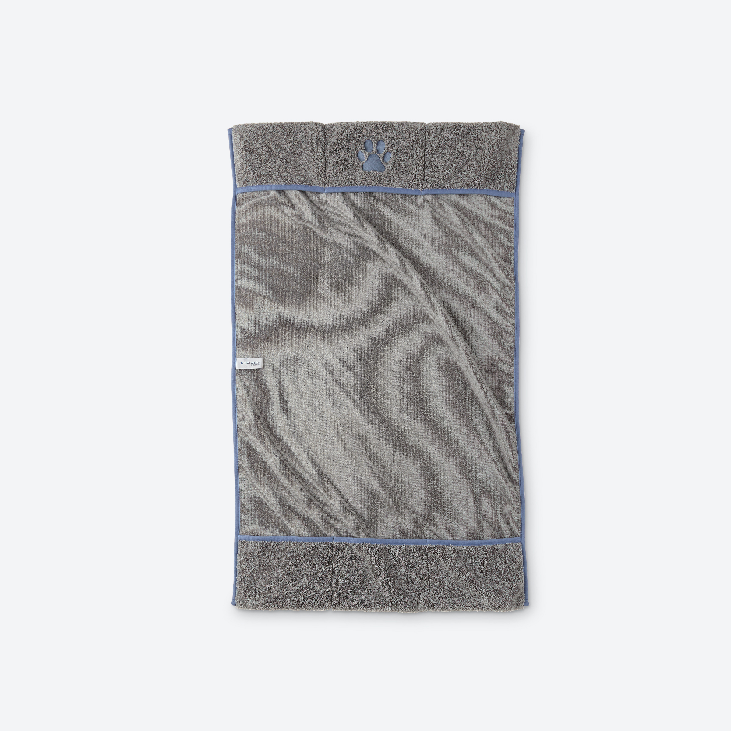 ac68707b62eb70485ed469e2564e6a74adb74445.jpg Norwex Pet Towel - graphite with blue trim