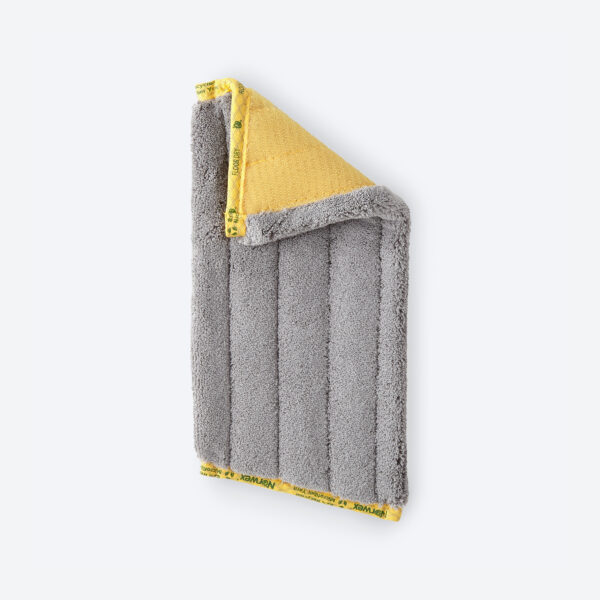 b05b7dcb451565d4ce15d39427d1ef8375ca85a4.jpg Norwex Dry Superior Mop Pad, small - graphite/yellow