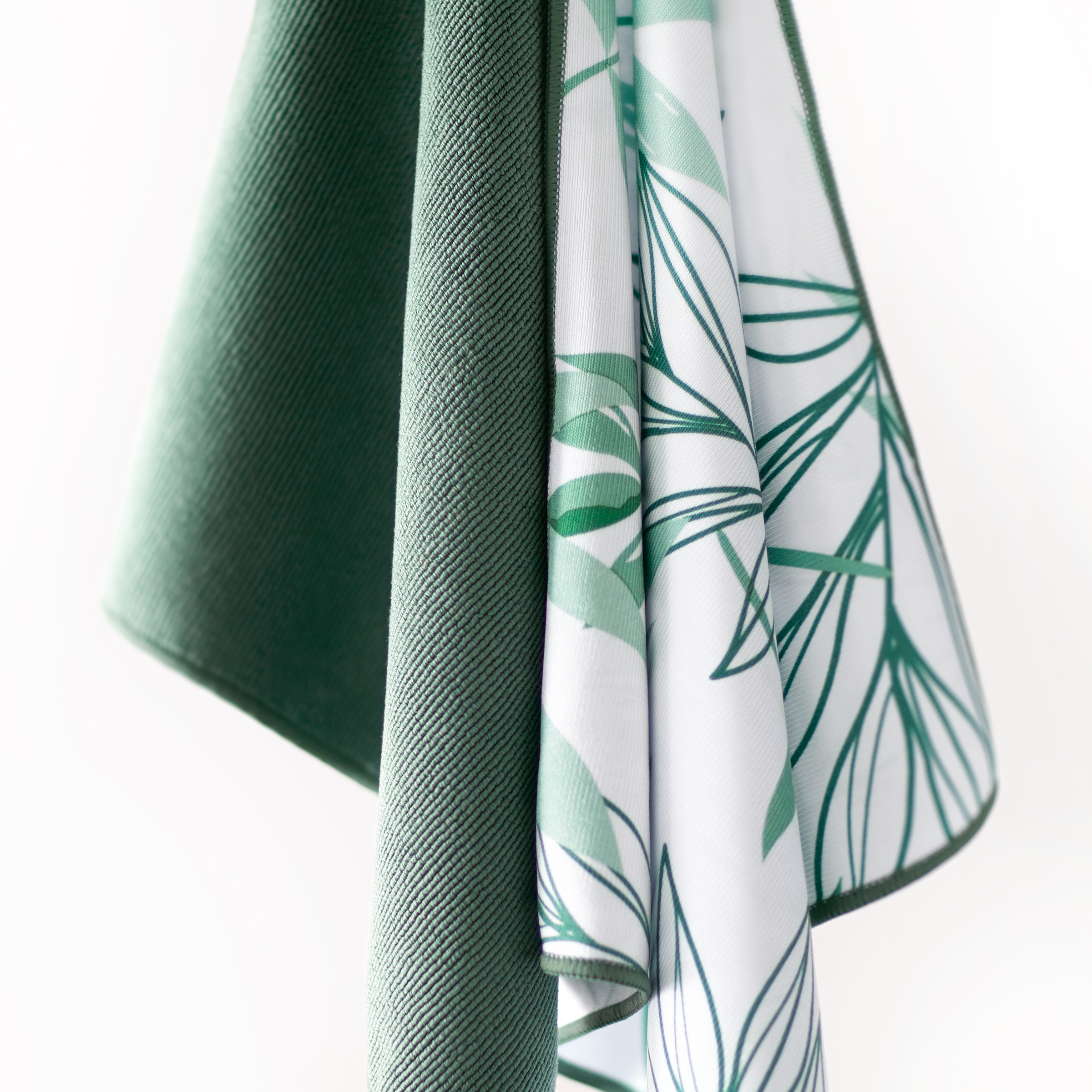b1d08482f941ca8004b9990e9a5f6d876b77efa6.jpg Norwex Basic Package - palm/forest