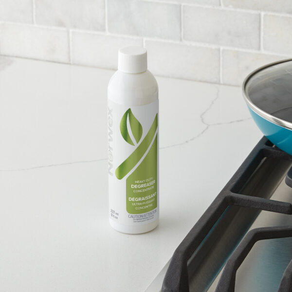 bad46932c6c0ced56750a6ac66629af351925b13.jpg Norwex Heavy Duty Degreaser Concentrate
