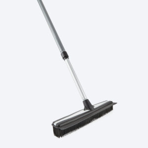 c157e0b9df5442bf8d13d832a4451a7a7cc818d0.jpg Norwex Rubber Broom Attachment - graphite/black