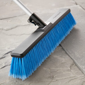 Norwex Outdoor Broom System - nordic naturals