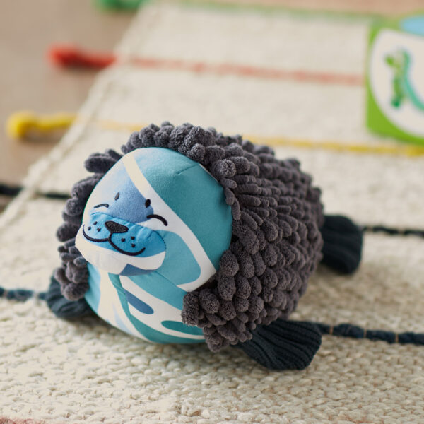 d04036dd168fc8d71725935a1275e6ef9d2d8a3b.jpg Norwex Chenille Pet - Seal