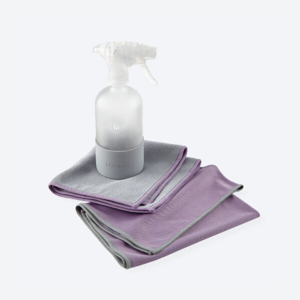 d40f3bd11a419f4a24bedb302c55d3edd03b7588.jpg Norwex Forever Bottle with Sprayer - grey