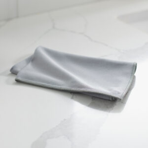 d565e23624bfe3c8a4ab20e5efb2c6cb5878f649.jpg Norwex Window Cloth - graphite