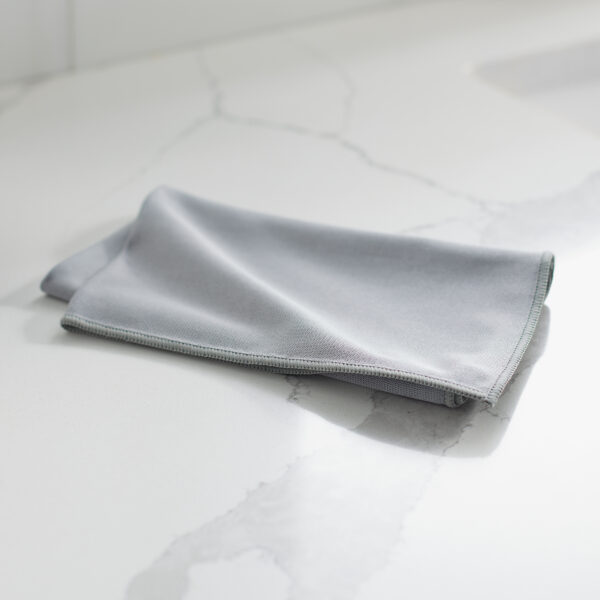d565e23624bfe3c8a4ab20e5efb2c6cb5878f649.jpg Norwex Window Cloth - graphite