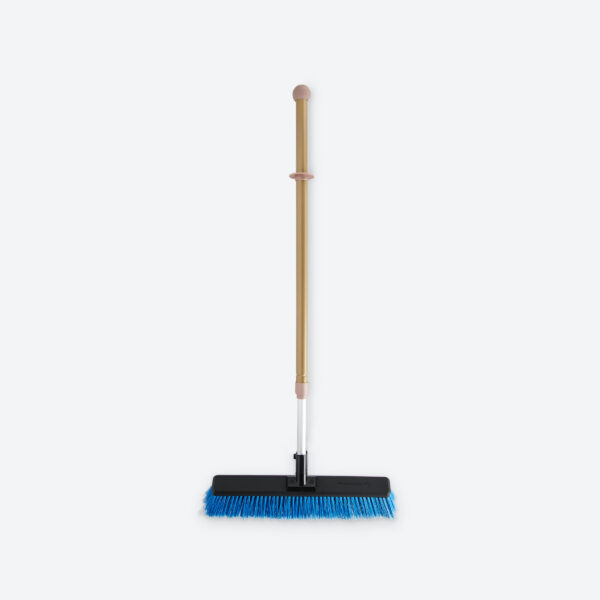 Norwex Outdoor Broom System - nordic naturals