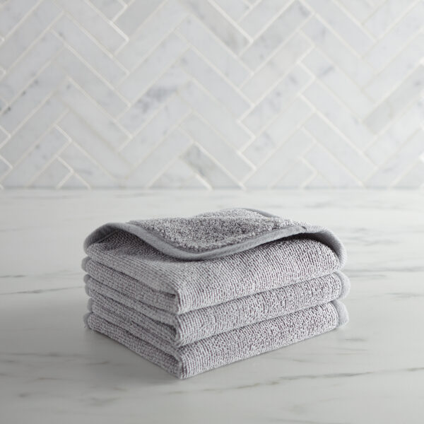 de6114cb1fea2dd92d0e43c2ddc80af1bb7b7995.jpg Norwex Ultra-Plush Body and Face Pack - graphite