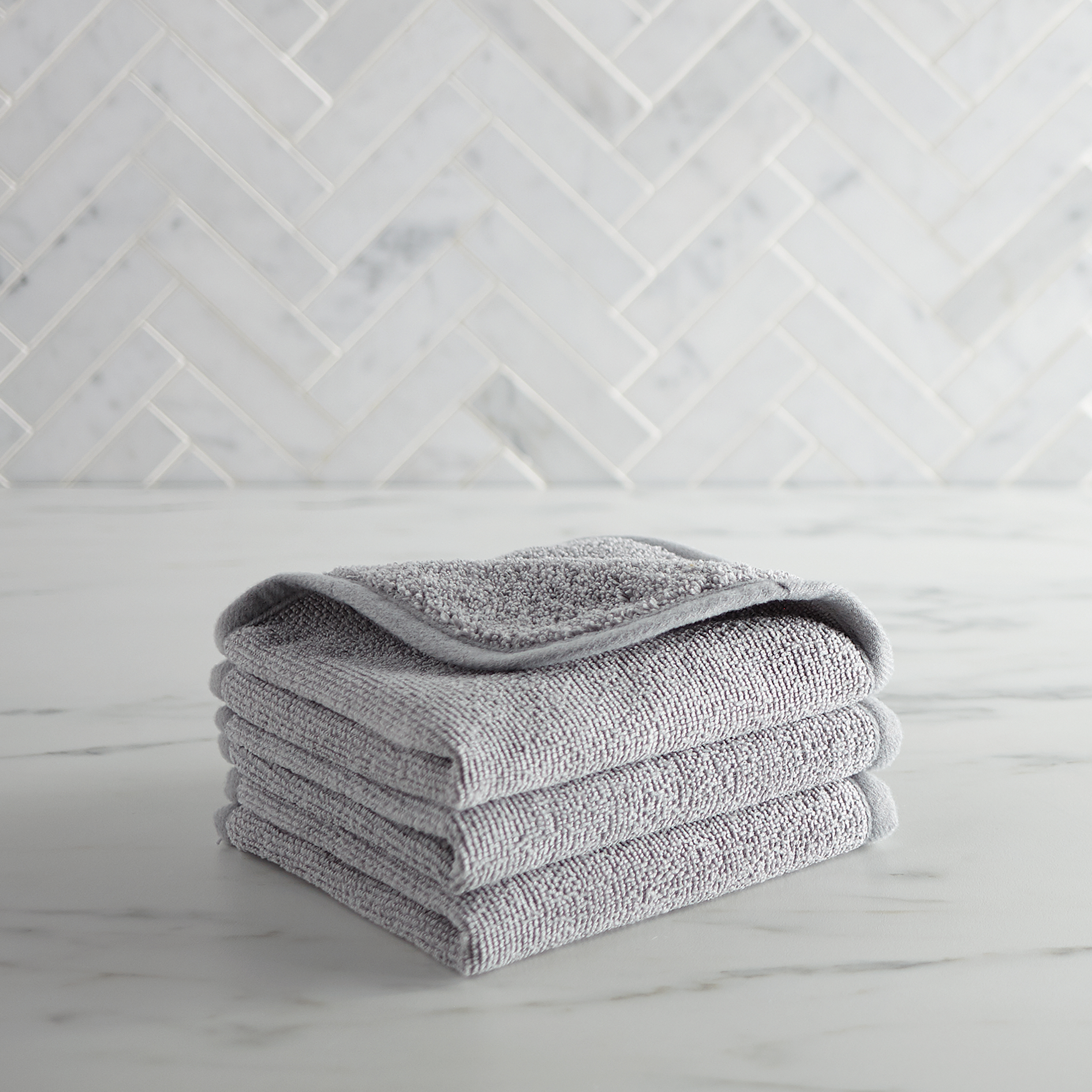 de6114cb1fea2dd92d0e43c2ddc80af1bb7b7995.jpg Norwex Ultra-Plush Body and Face Pack - graphite