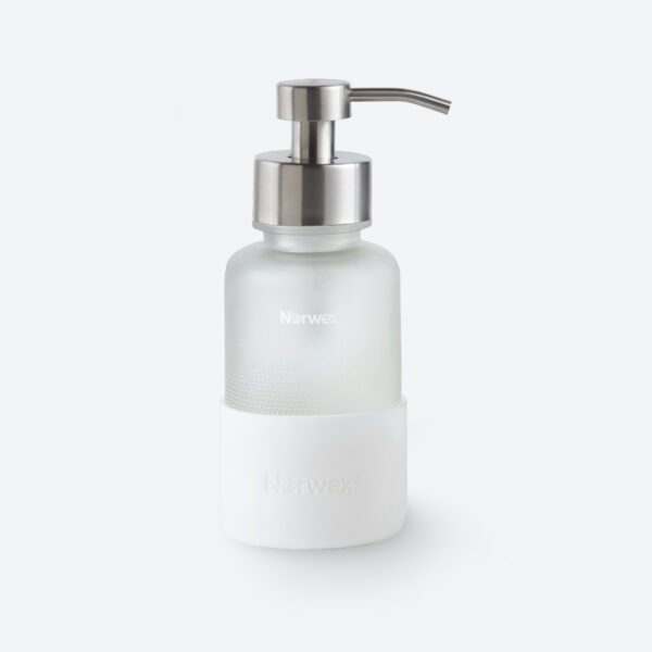 e1c2f100f390dd50e3f1ddde0109102b05be1607.jpg Norwex Forever Refillable BioZyme™ Set with Dispenser