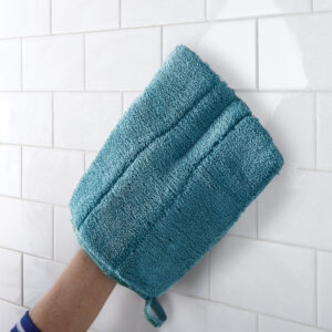 fb5c834f1bfc8fcc7f8ec9e5a573e324769480b5.jpg Norwex Bathroom Scrub Mitt - teal