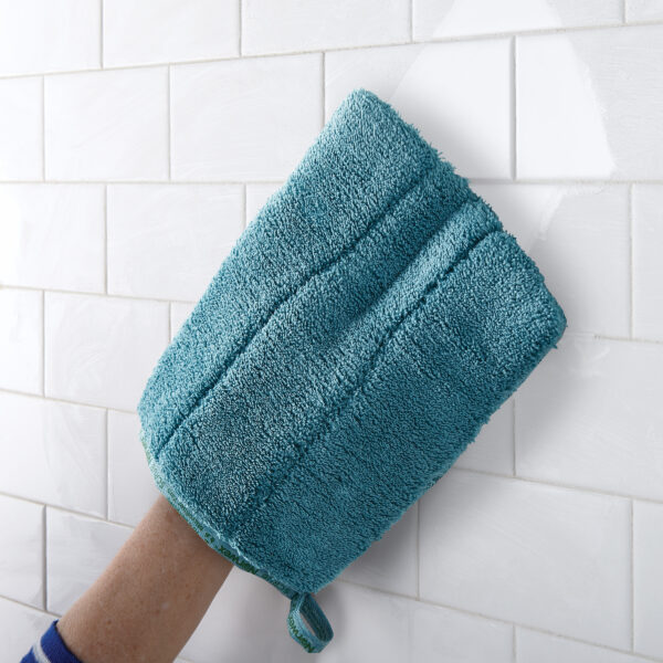 fb5c834f1bfc8fcc7f8ec9e5a573e324769480b5.jpg Norwex Bathroom Scrub Mitt - teal